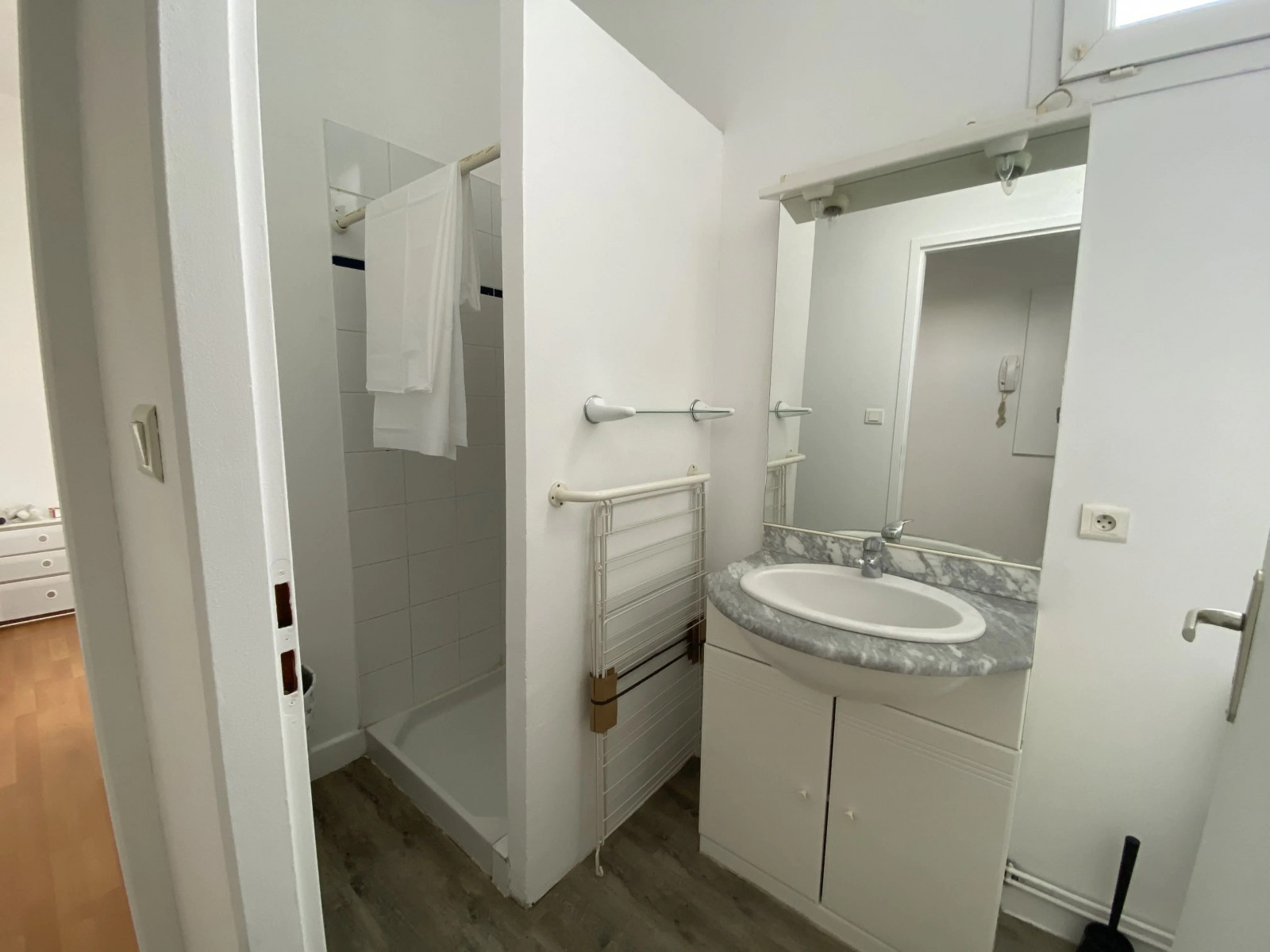 
                                                Location
                                                 T2 meublé Bègles