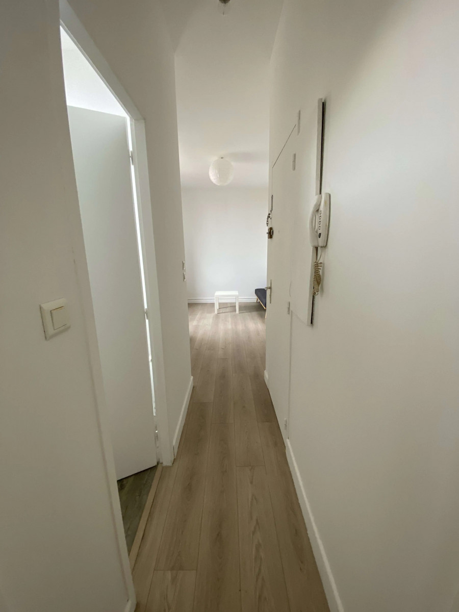 
                                                Location
                                                 T2 meublé Bègles