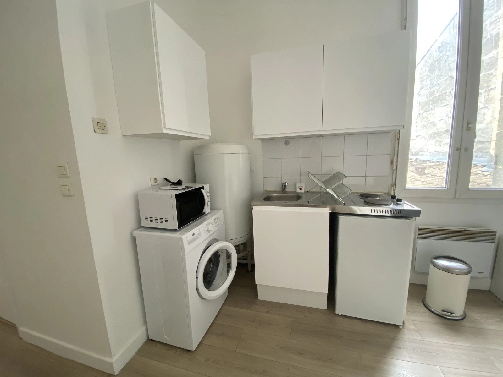 
                                                Location
                                                 T2 meublé Bègles