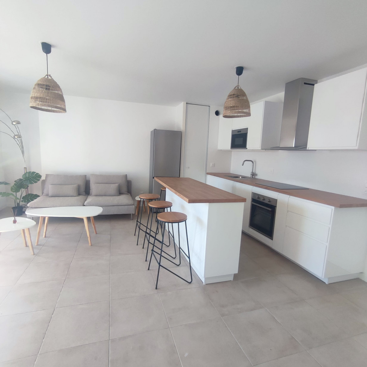 
                                                Location
                                                 T2 meublé Bordeaux