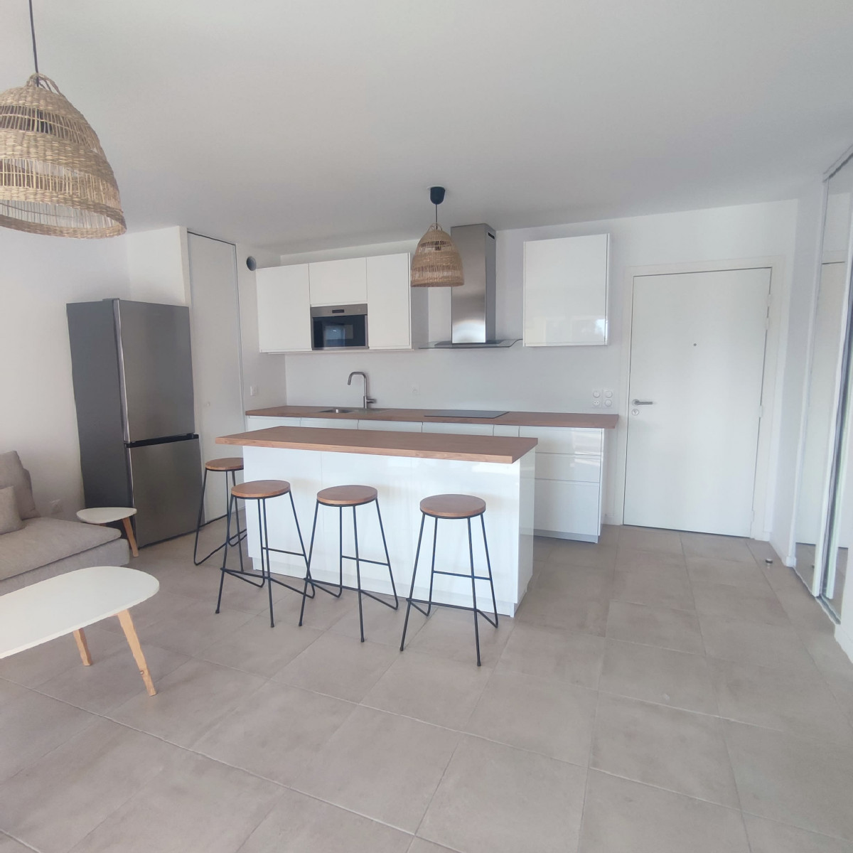 
                                                Location
                                                 T2 meublé Bordeaux