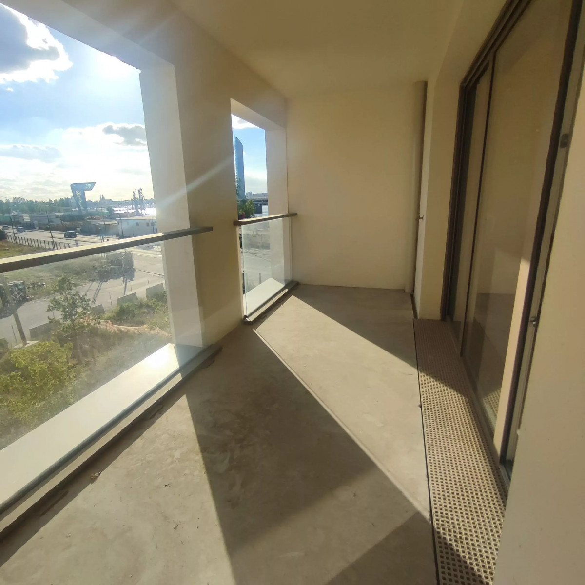 
                                                Location
                                                 T2 meublé Bordeaux