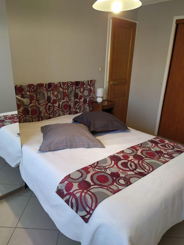 
                                                Location
                                                 T2 meublé Caluire