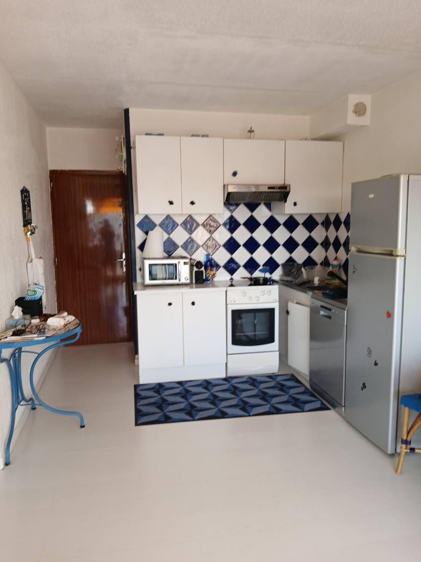 
                                                Location
                                                 T2 meublé Carnon centre, de janvier à juin 2026