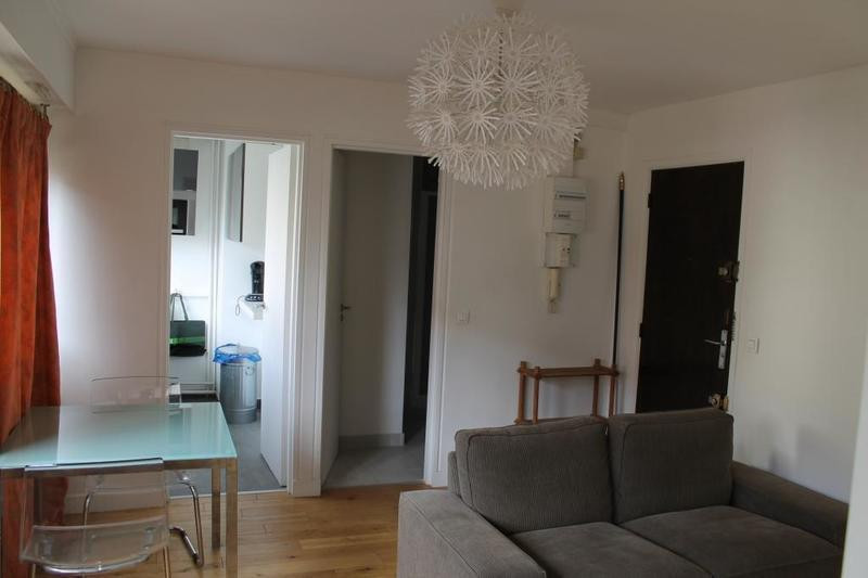 
                                                Location
                                                 T2 meublé de 32 m² avec 1 chambre