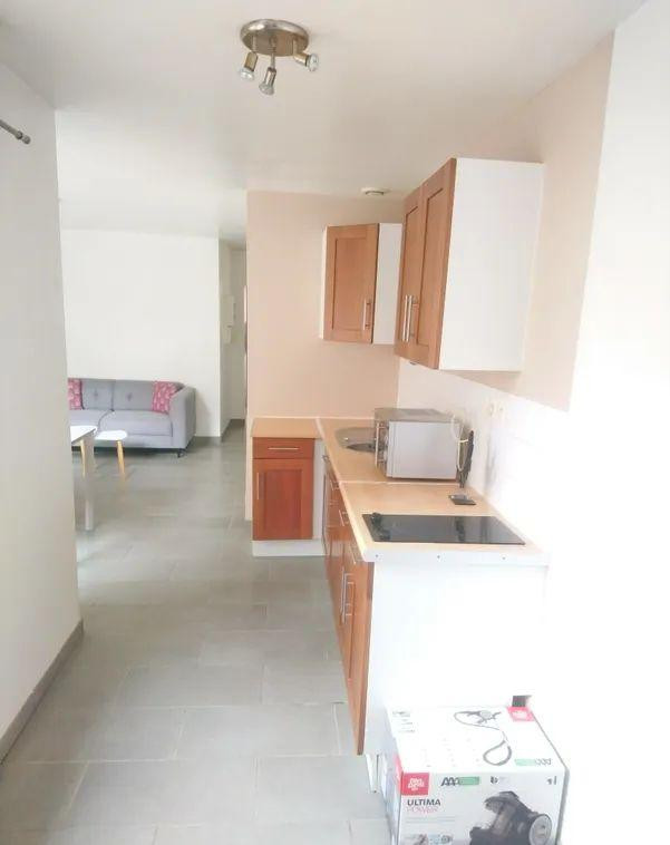 
                                                Location
                                                 T2 meublé de 35 m² proche de la gare