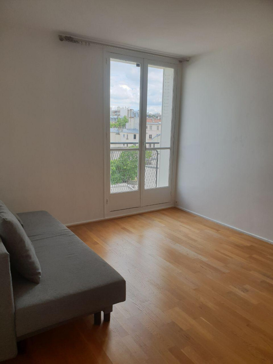
                                                Location
                                                 T2 meublé de 41m2 dans Paris 19ème - 1 350€ CC