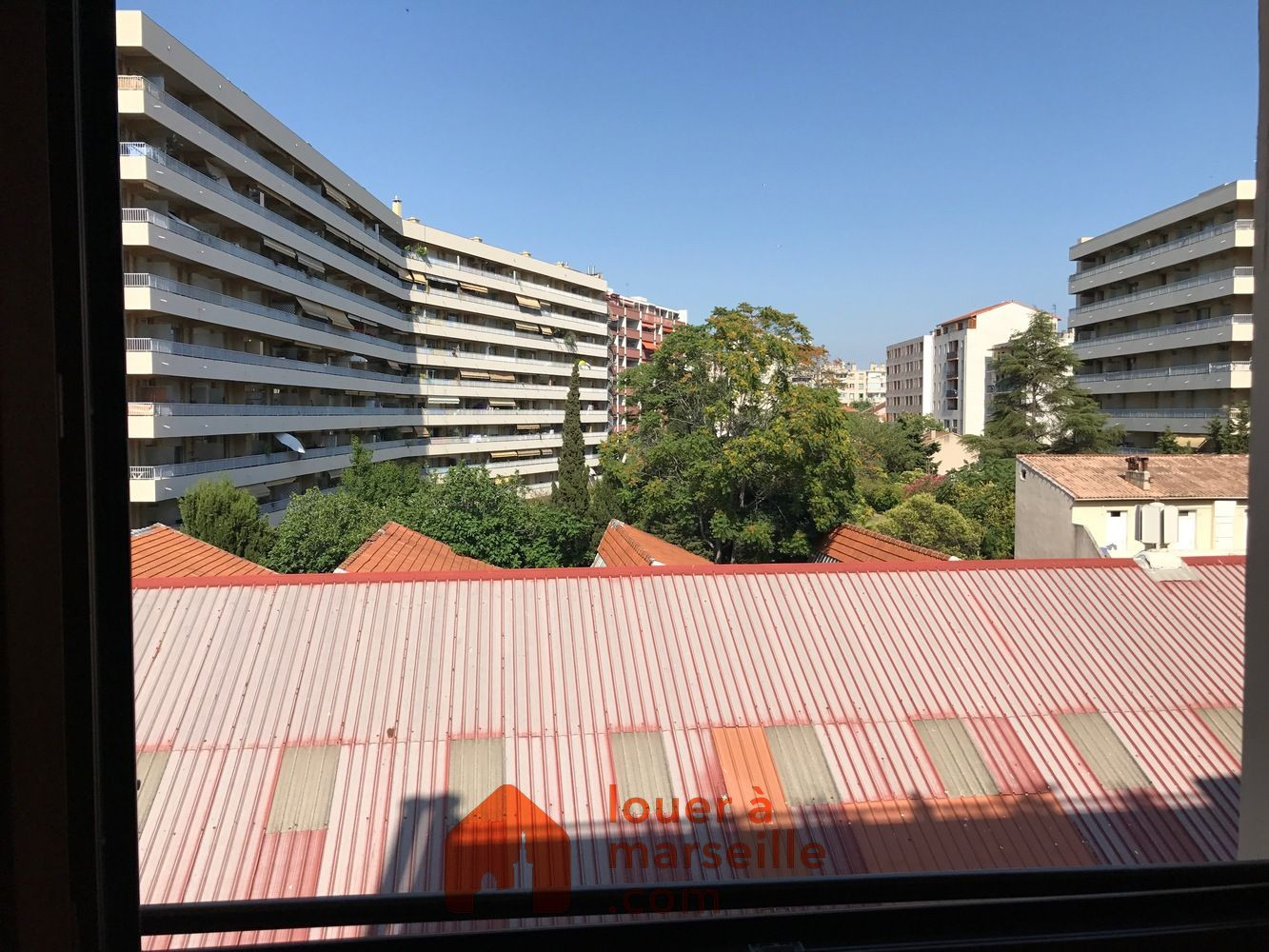 
                                                Location
                                                 T2 meublé - Jean Martin