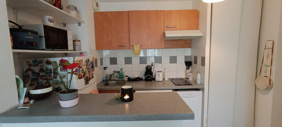 
                                                Location
                                                 T2 meublé libre