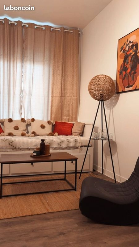 
                                                Location
                                                 T2 meublé Nantes
