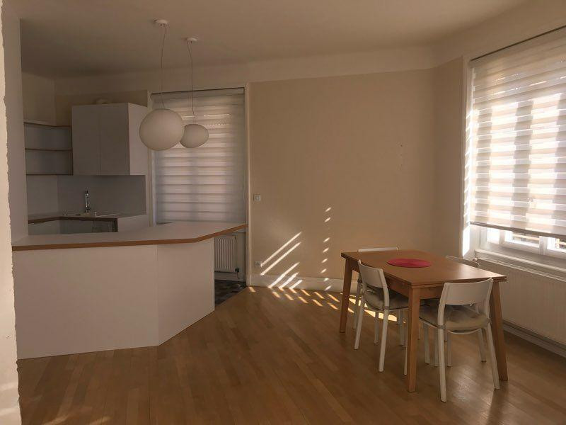 
                                                Location
                                                 T2 meublé neuf