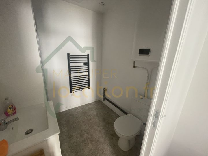 
                                                Location
                                                 T2 MEUBLE NEUF DANS RESIDENCE EXCEPTIONNELLE AVEC ESPACE EXTERIEUR
