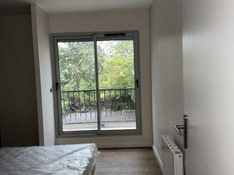 
                                                Location
                                                 T2 meublé neuf de 33m²,traversant et lumineux