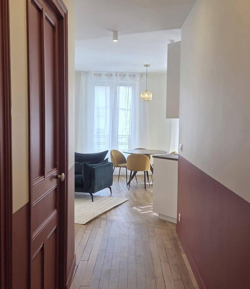 
                                                Location
                                                 T2 meublé près de la Défense