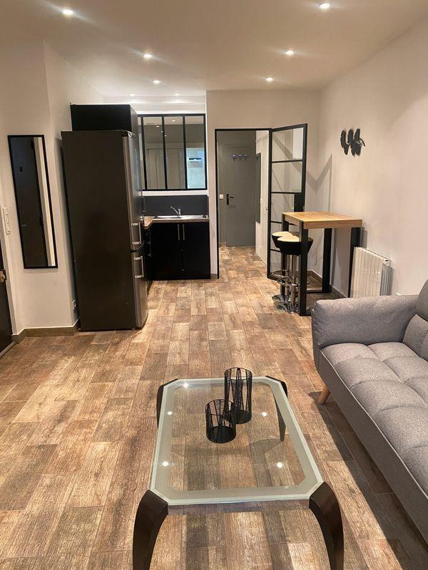 
                                                Location
                                                 T2 Meublé - Refait à neuf - 13007 Marseille