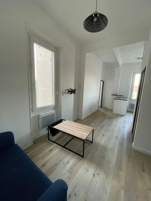 
                                                Location
                                                 T2 meublé refait à neuf