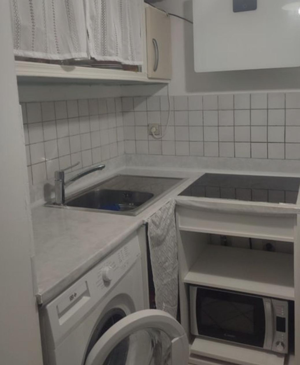 
                                                Location
                                                 T2 meublé renové – 38 m² – Créteil Pointe du Lac