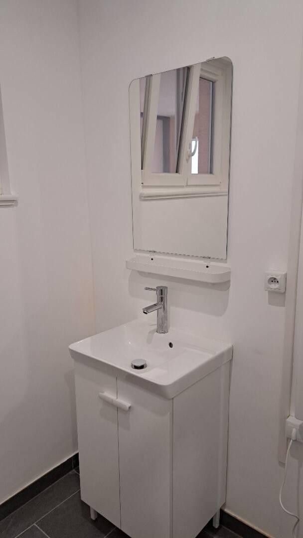 
                                                Location
                                                 T2 meublé rénové