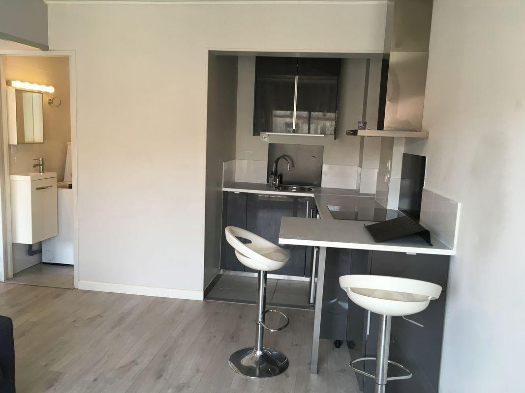 
                                                Location
                                                 T2 Meublé Saint-Aubin