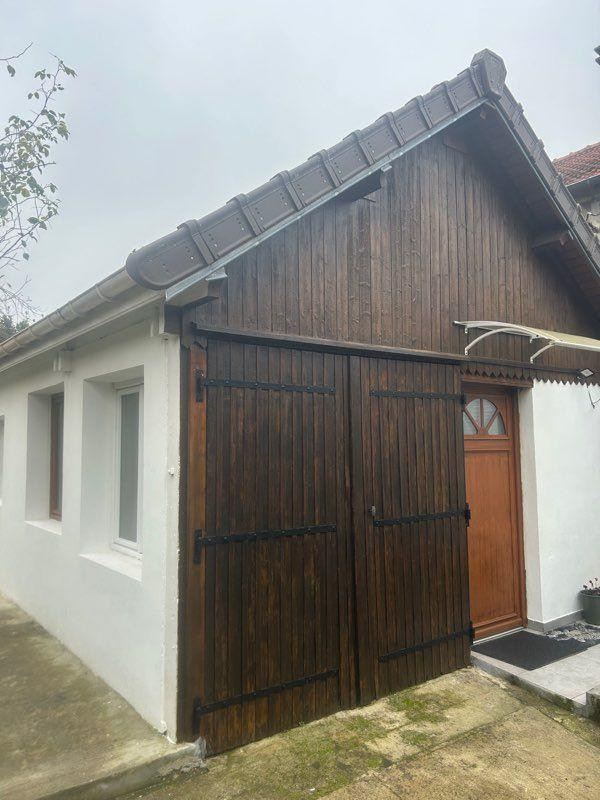 
                                                Location
                                                 T2 meublé secteur pavillonnaire
