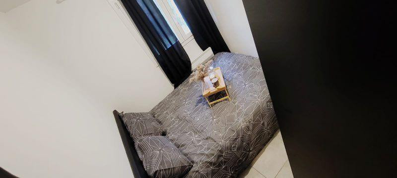 
                                                Location
                                                 T2 meublé secteur pavillonnaire