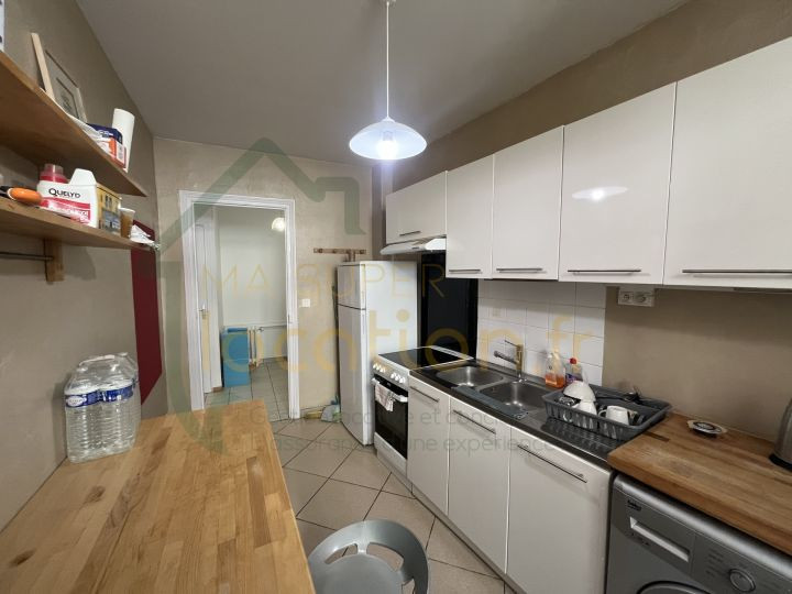 
                                                Location
                                                 T2 MEUBLÉ SITUÉ EN HYPER CENTRE DE ST QUENTIN