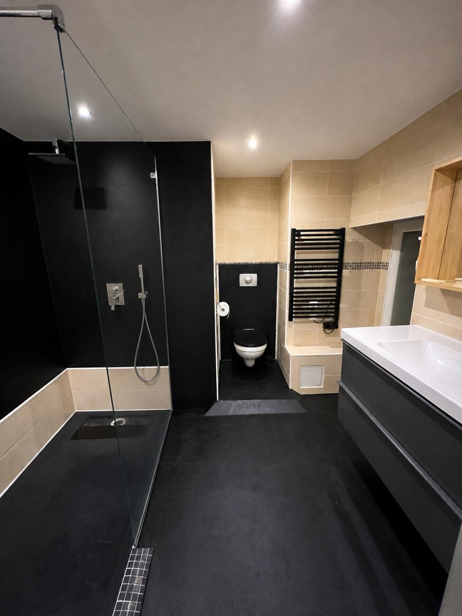 
                                                Location
                                                 T2 meuble St Donatien