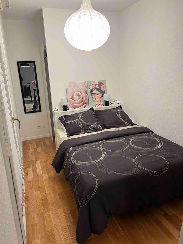 
                                                Location
                                                 T2 MEUBLE Véritable « PEPITE » Rarissime