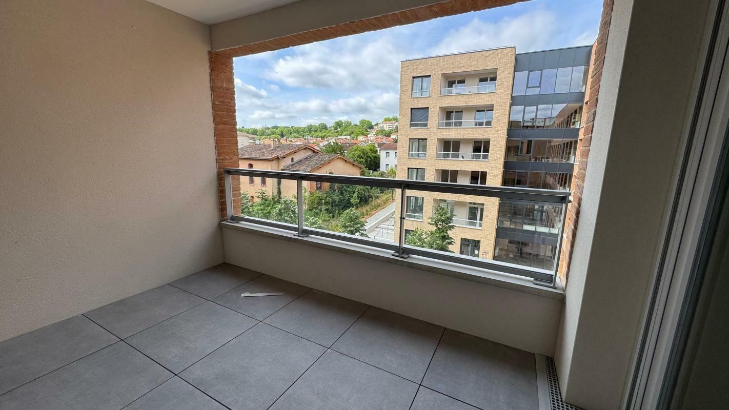 
                                                Location
                                                 T2 neuf 48m² résidence senior