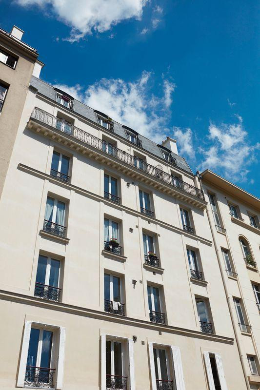 
                                                Location
                                                 T2 neuf de charme Place d'Italie