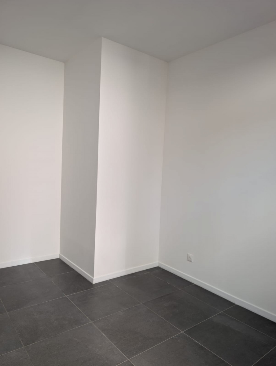 
                                                Location
                                                 T2 neuf et semi équipée dans jolie maison de ville
