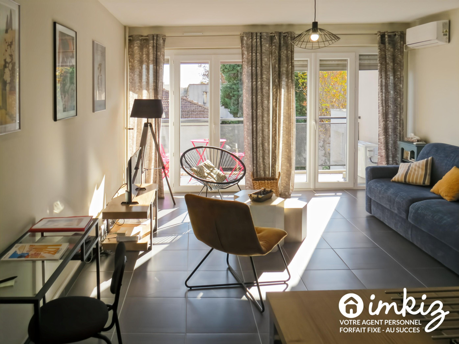 
                                                Vente
                                                 T2  Nîmes centre gare rénové avec parking privatif