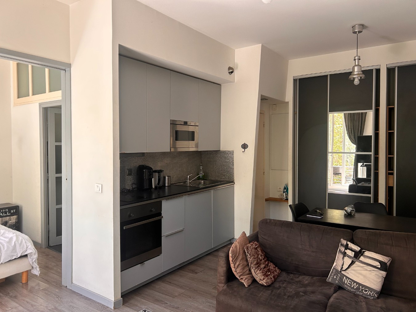 
                                                Location
                                                 T2 - NONMEUBLE - CASTELLANE