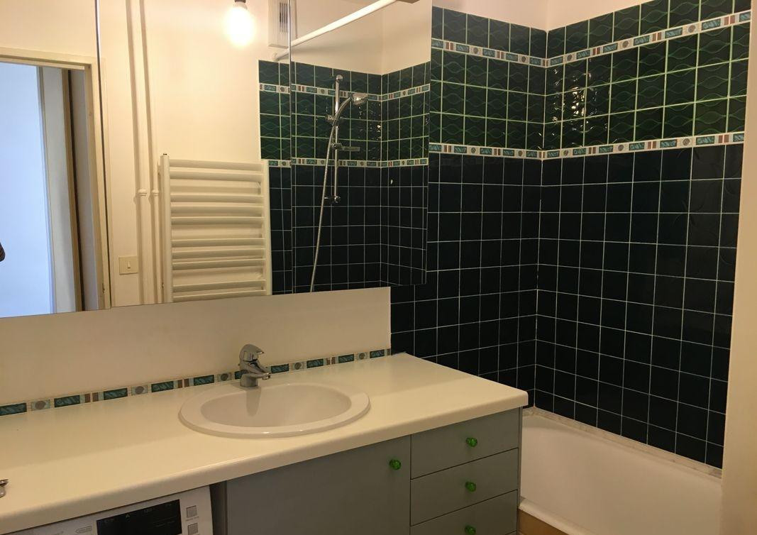 
                                                Location
                                                 T2 Paris 20 Maraichers Alexandre Dumas
