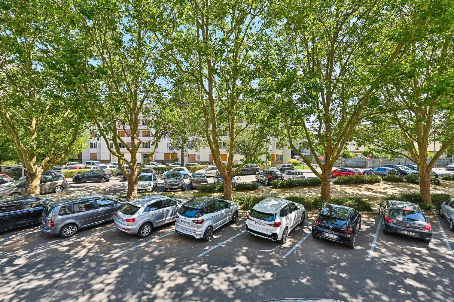 
                                                Vente
                                                 T2 pièces avec balcon - ST OUEN L'AUMONE