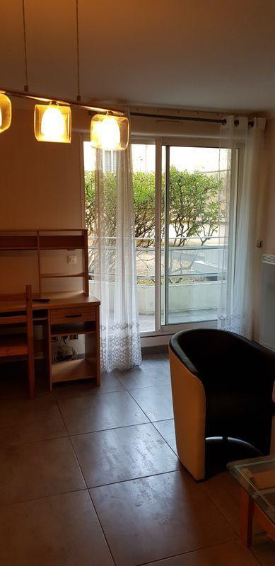 
                                                Location
                                                 T2 plein centre Bordeaux