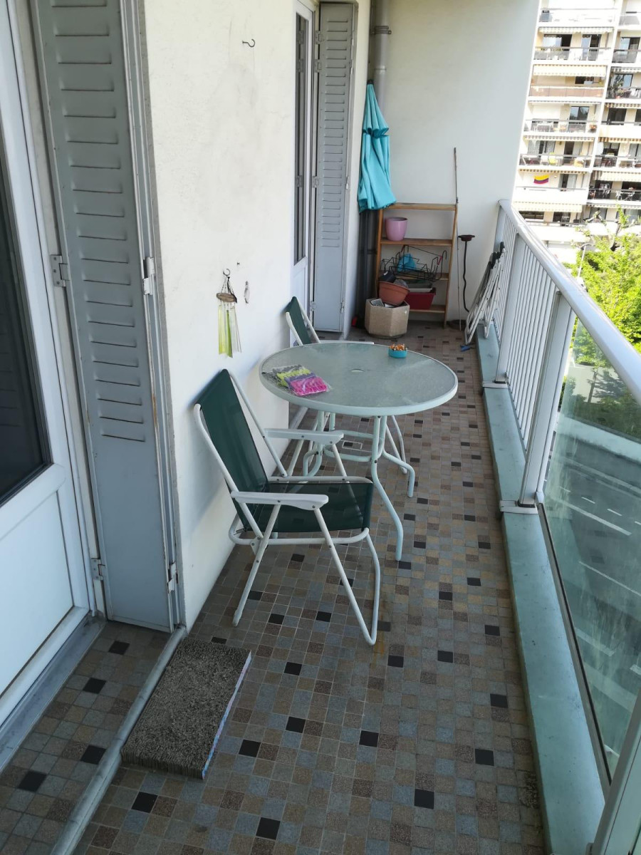 
                                                Location
                                                 T2 proche galeries Lafayettes