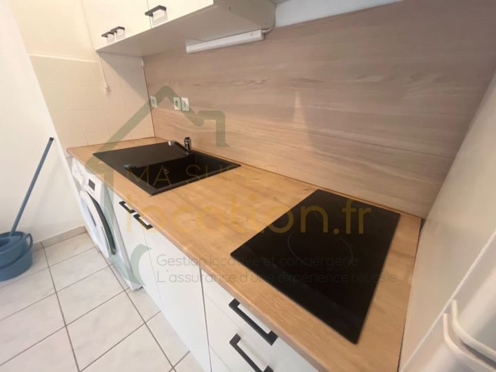 
                                                Location
                                                 T2 quartier remicourt dans résidence sécurisée ST QUENTIN