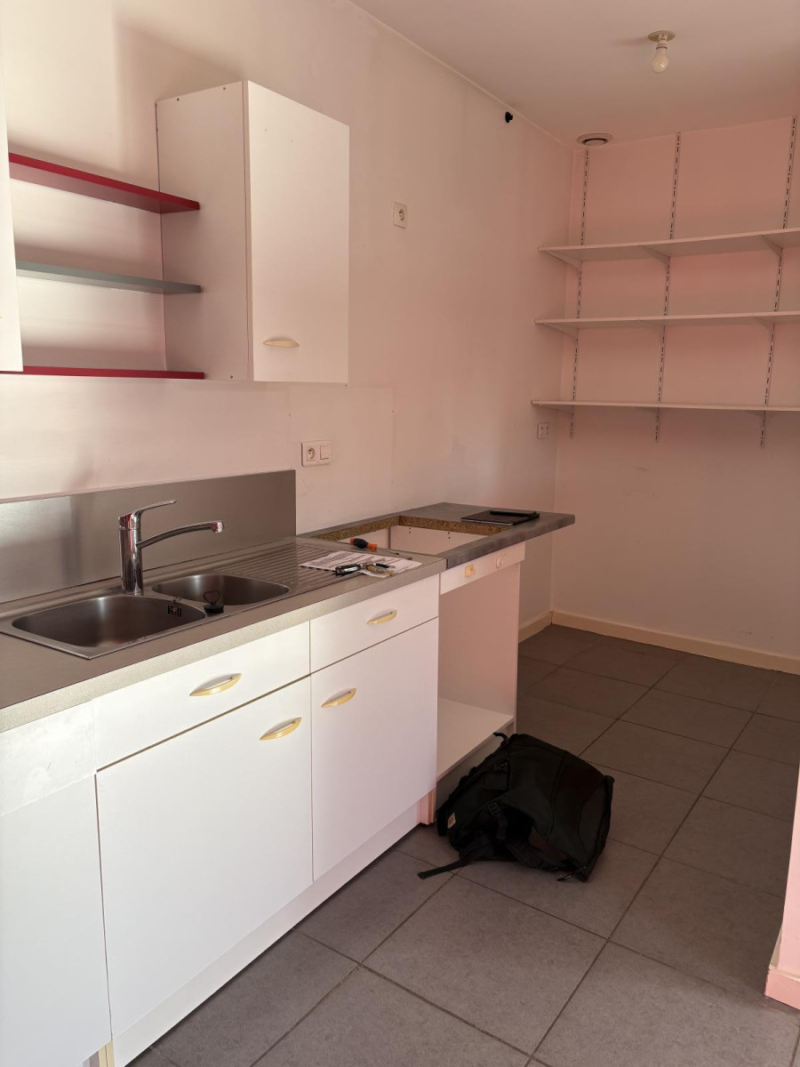 
                                                Location
                                                 T2 RDC JARDIN