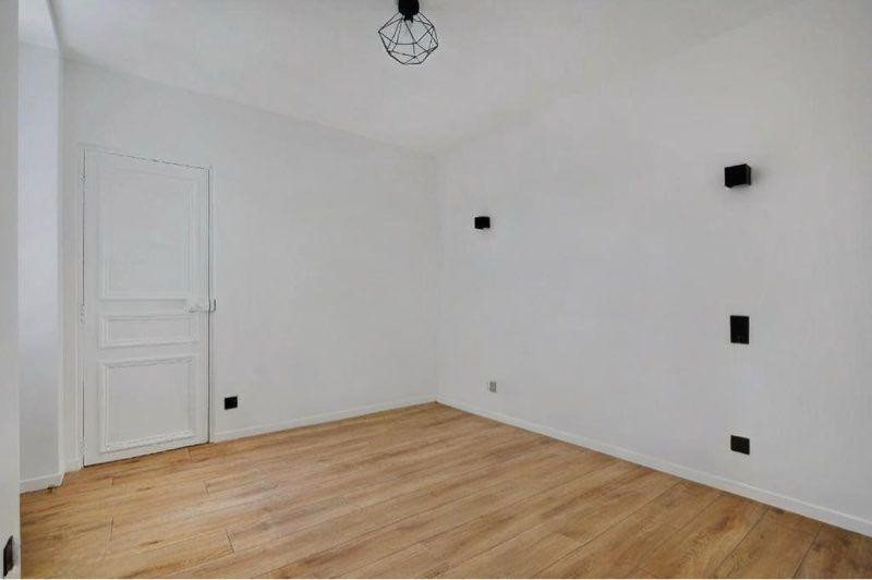 
                                                Location
                                                 T2 rénové 35 m²