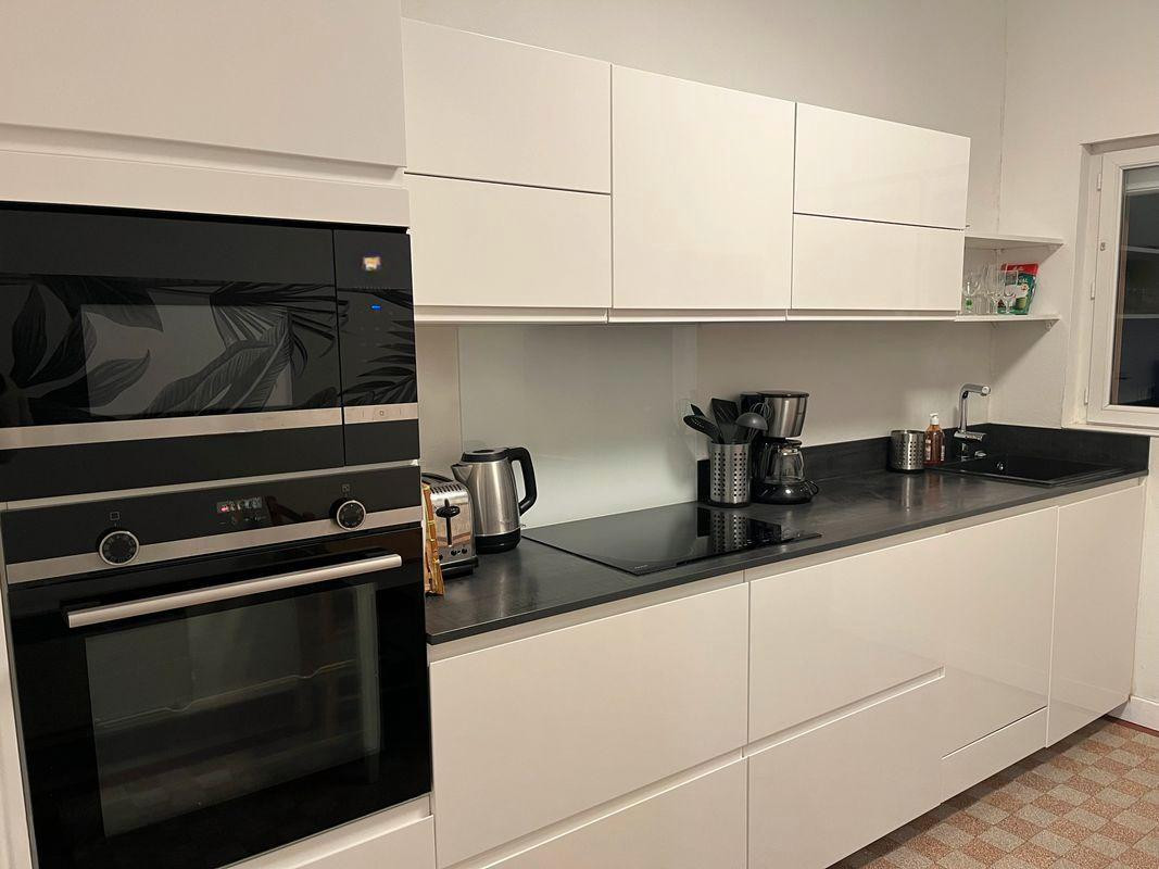 
                                                Location
                                                 T2 rénové 54m² Quartier Cartoucherie avec Terrasse