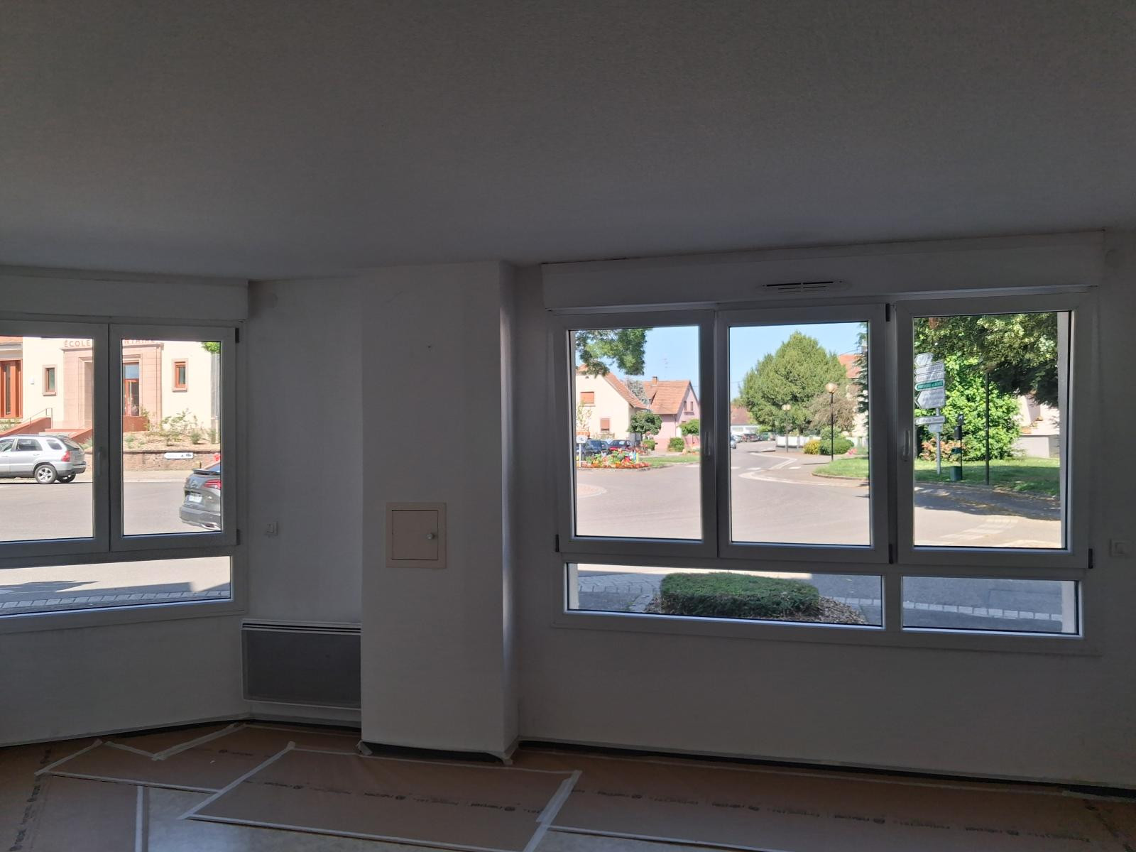 
                                                Location
                                                 T2 rénové et spacieux de 57 m2 RARE