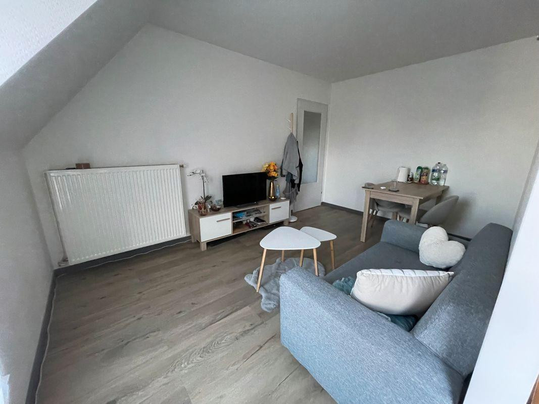 
                                                Location
                                                 T2 rénové Marcq - Bourg St Vincent