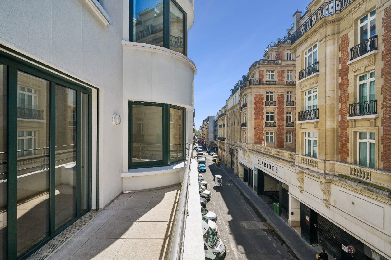
                                                Vente
                                                 T2 Rénové - Quartier Champs-Elysées - Paris 8
