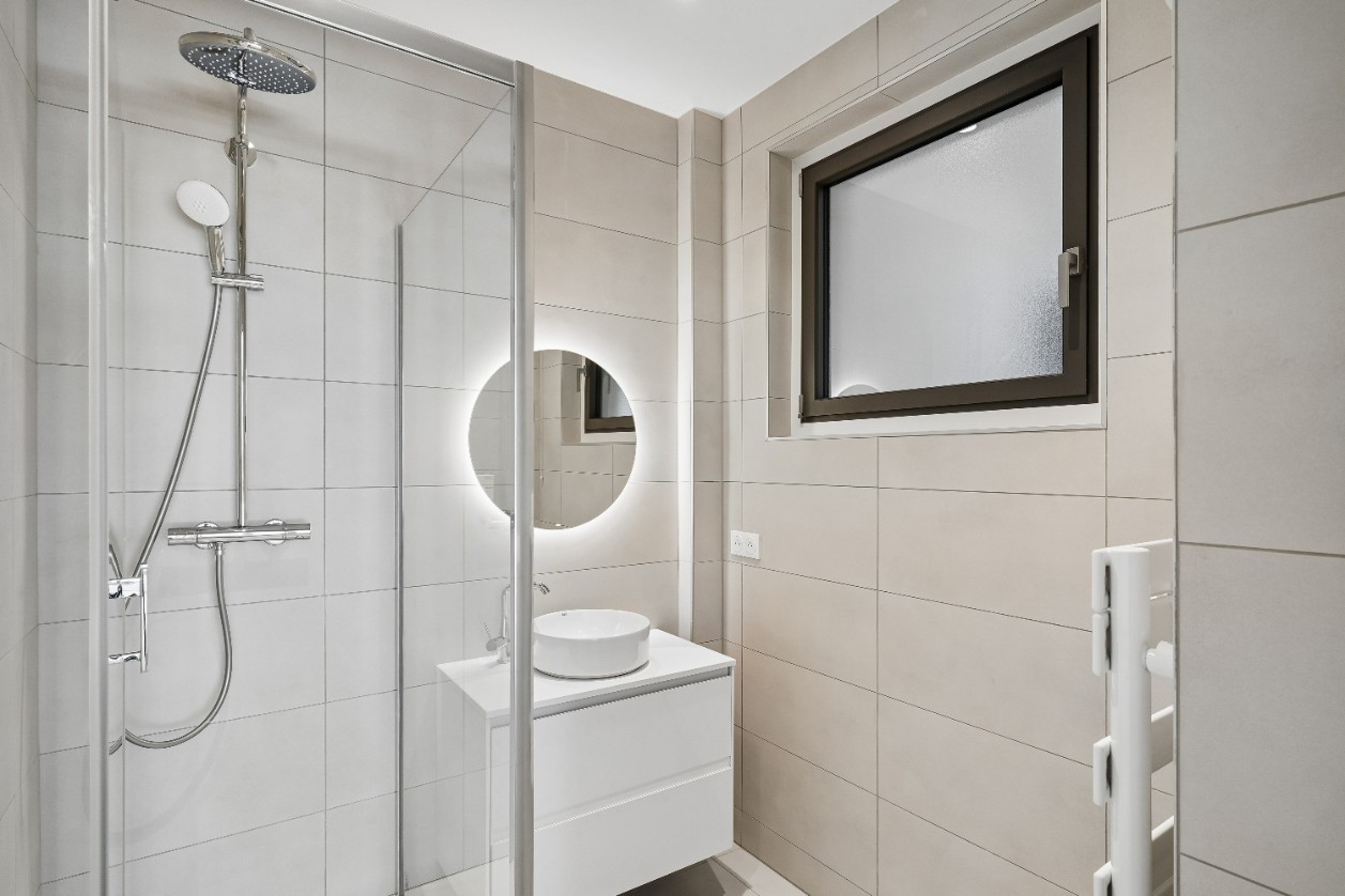 
                                                Vente
                                                 T2 Rénové - Quartier Champs-Elysées - Paris 8