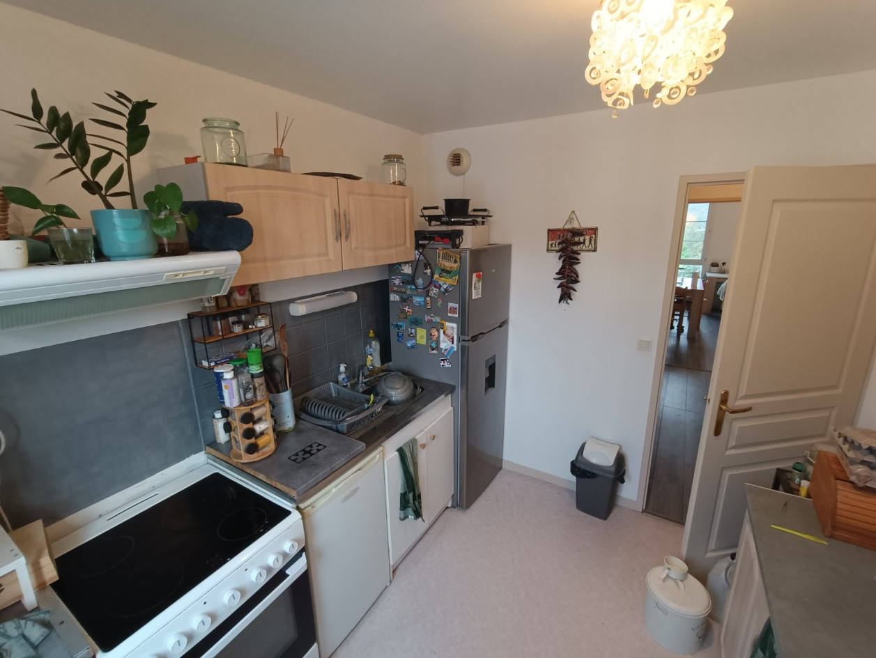 
                                                Location
                                                 T2 résidence privée parking St Pierre