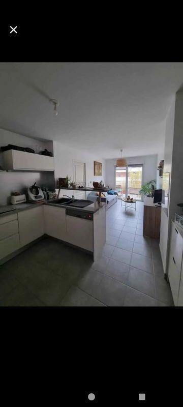 
                                                Location
                                                 T2 saint Julien 13012