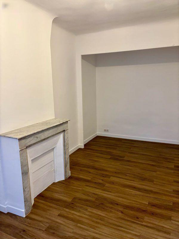 
                                                Location
                                                 T2 spacieux de 52m2 avec climatisation