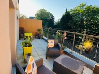 
                                                Location
                                                 T2 terrasse + parking – Proche tram Tours