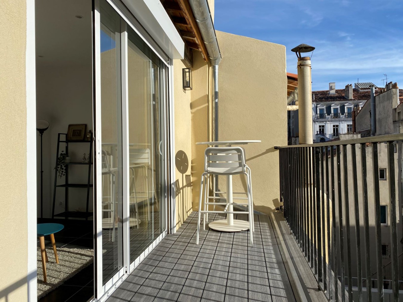 
                                                Location
                                                 T2 TERRASSE PREFECTURE